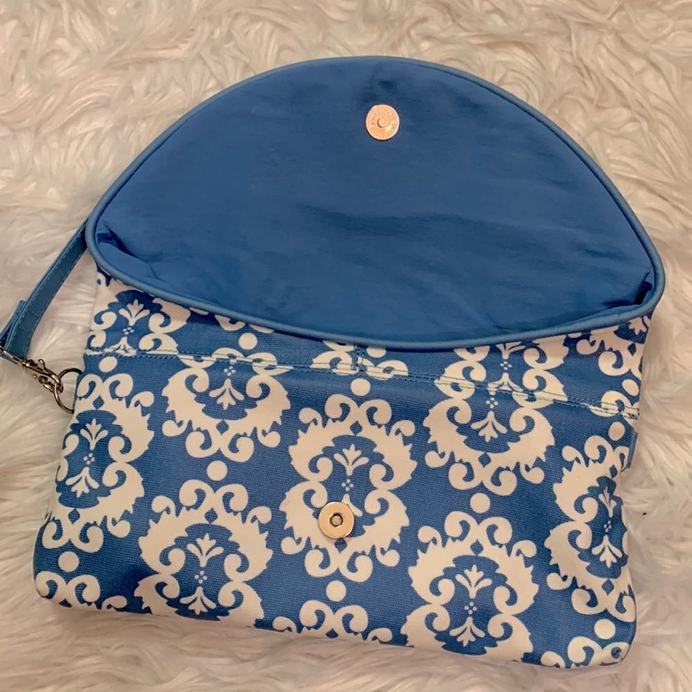 PETUNIA PICKLE BOTTOM Change it up clutch/wristlet/shoulder bag w changing pad - Picture 4 of 11